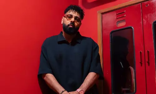 Badshah Apologizes to NCW for ‘Tateeree, Pledges Education for 50 EWS Girls Badshah Apologizes to NCW for ‘Tateeree, Pledges Education for 50 EWS Girls