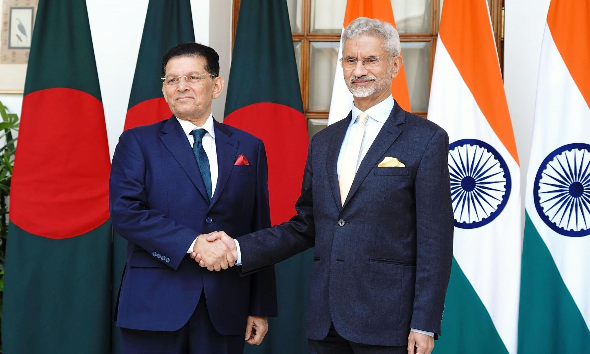 India, Bangladesh Pledge to Normalise Ties After 18-Month Downturn