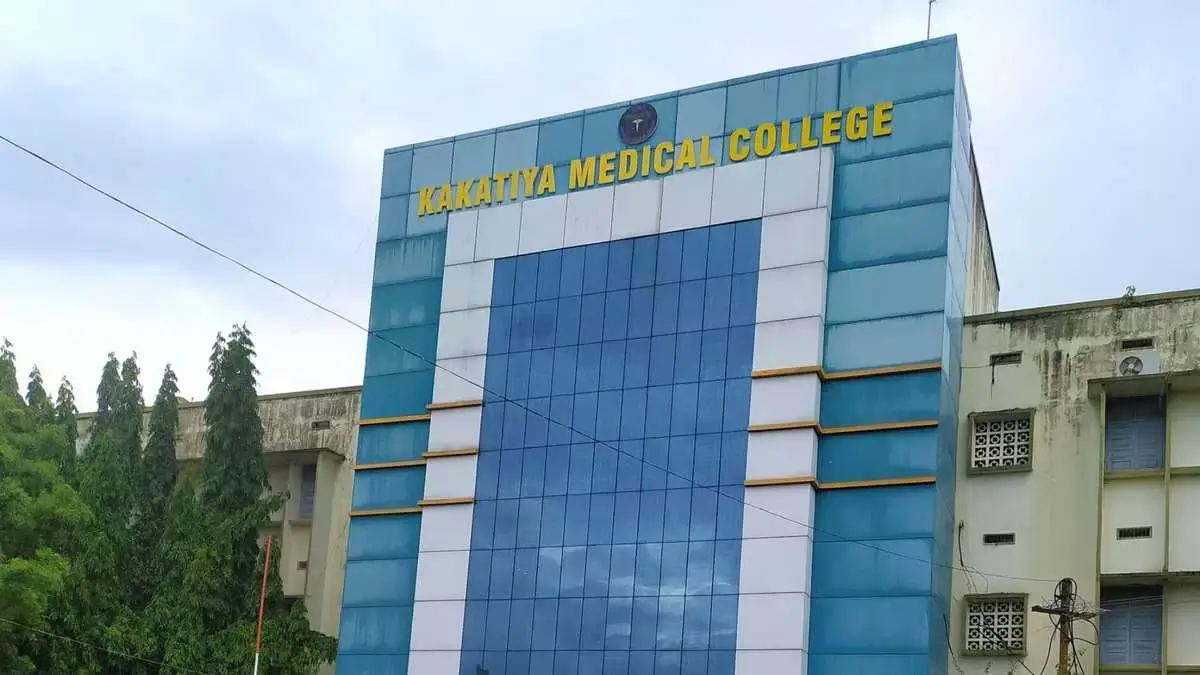 Seven MBBS Students Face Action In KMC Ragging Case