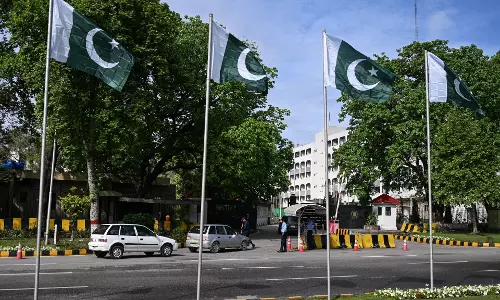 No Official Word On Arrival Of US, Iran Delegates In Pakistan No Official Word On Arrival Of US, Iran Delegates In Pakistan