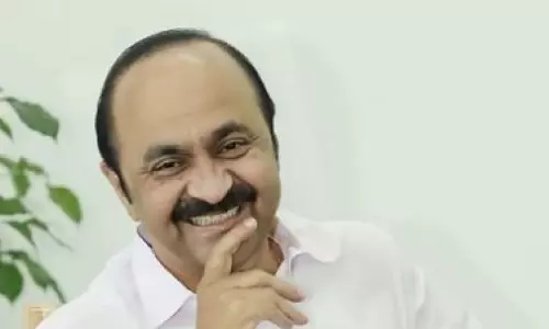 V D Satheeshan Claims UDF Will Cross 100 Mark, LDF Convener Ramakrishnan Confident Of Third Term For Pinarayi Government