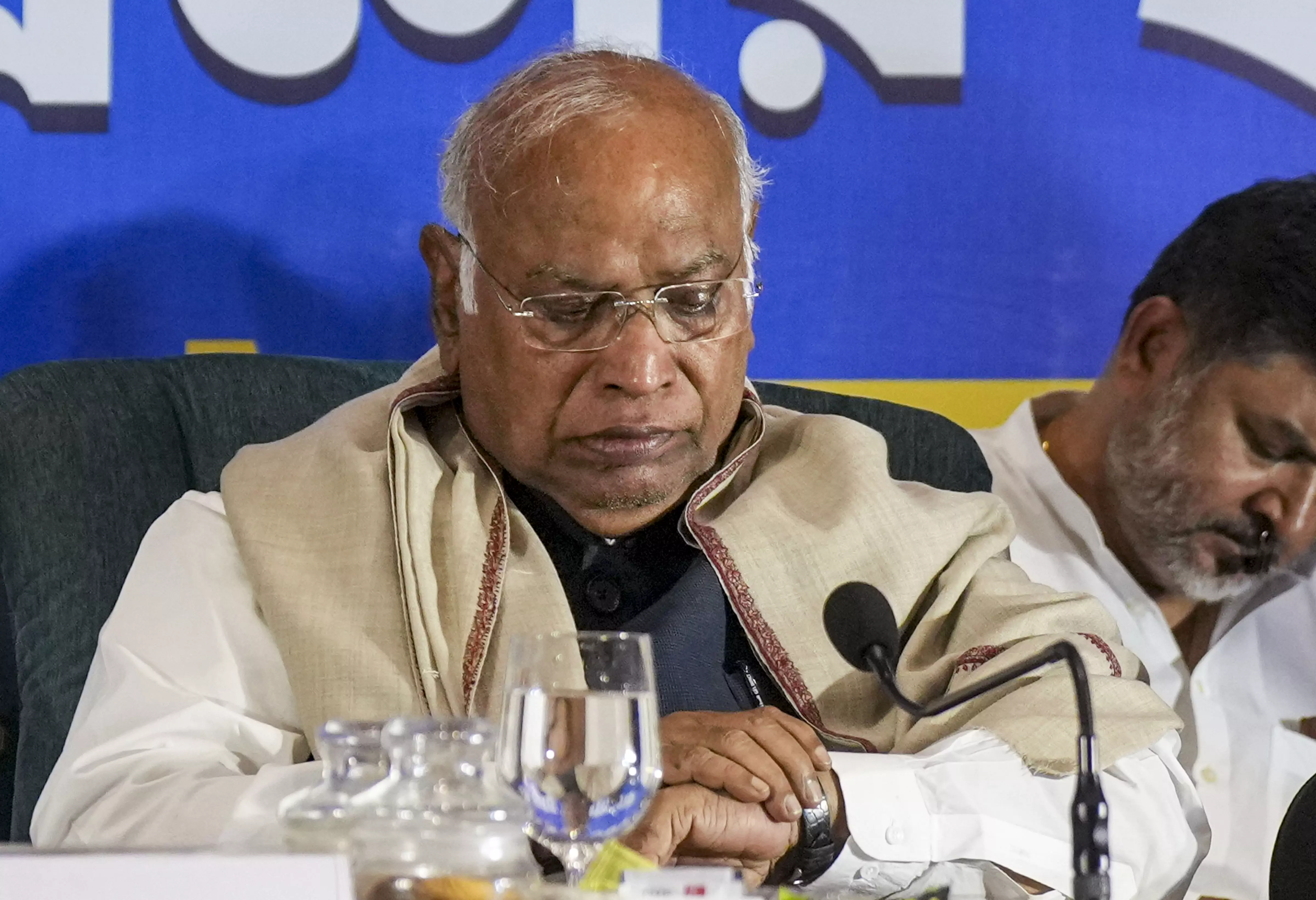 Kharge to PM: Govt Rushing Women’s Quota Law for Political Gain