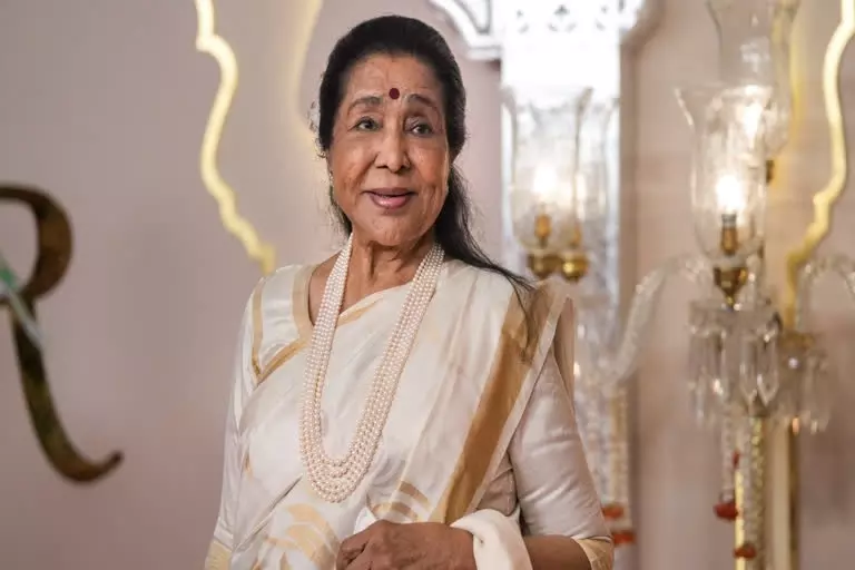 Pakistani Channel Served Notice for Reporting News of Asha Bhosles Death Pakistani Channel Served Notice for Reporting News of Asha Bhosles Death