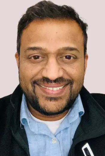 Leadership Success Story of Srikanth Srinivass Transformation in Healthcare Technology Leadership Success Story of Srikanth Srinivass Transformation in Healthcare Technology
