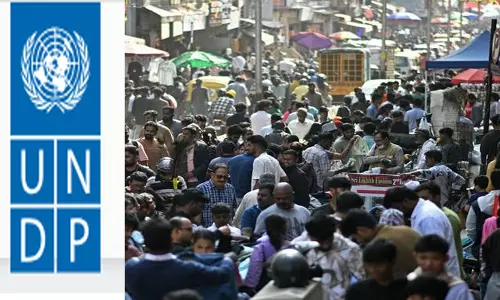 West Asia Conflict Threatens To Push 2.5 Million Indians into Poverty:UNDP West Asia Conflict Threatens To Push 2.5 Million Indians into Poverty:UNDP