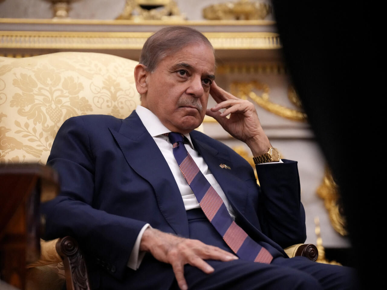 Pak PM Heads to Saudi, Qatar, Turkey With Efforts on for US-Iran Talks