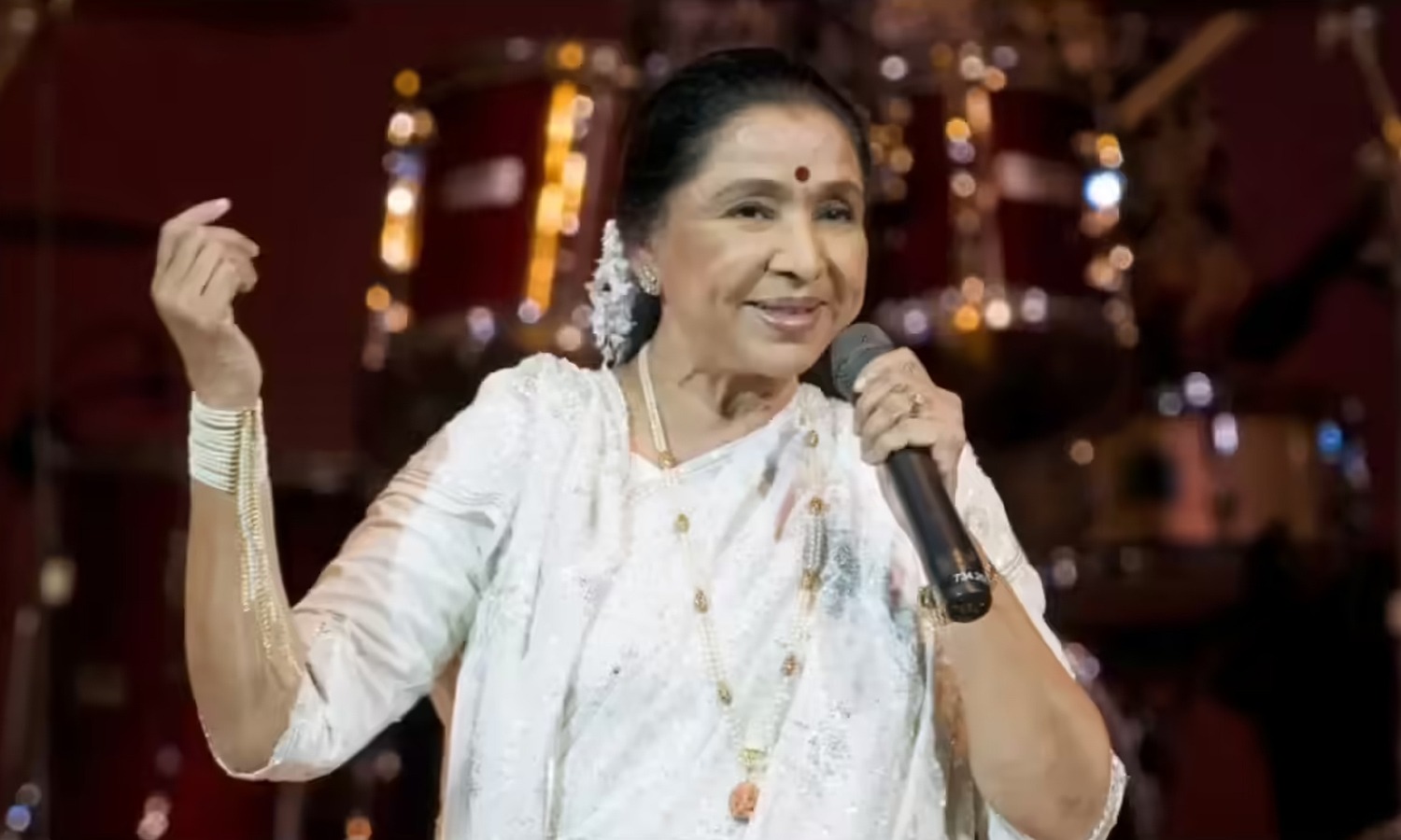Sensual To Soulful, Asha’s Voice Defined An Era Of Heroines