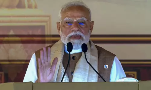 PM Appeals to People to Take 9 Pledges on Health, Conservation of Nature, Service, Others PM Appeals to People to Take 9 Pledges on Health, Conservation of Nature, Service, Others