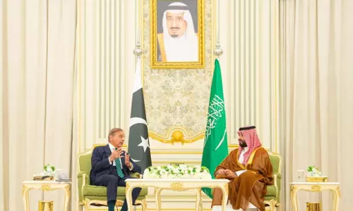 Saudi Arabia To Deposit USD 3 billion in Pakistans Central Bank Saudi Arabia To Deposit USD 3 billion in Pakistans Central Bank