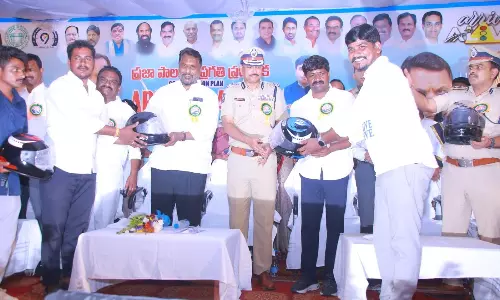 Prevent Helmetless Road Rides, Minister Laxman Asks Civic Bodies