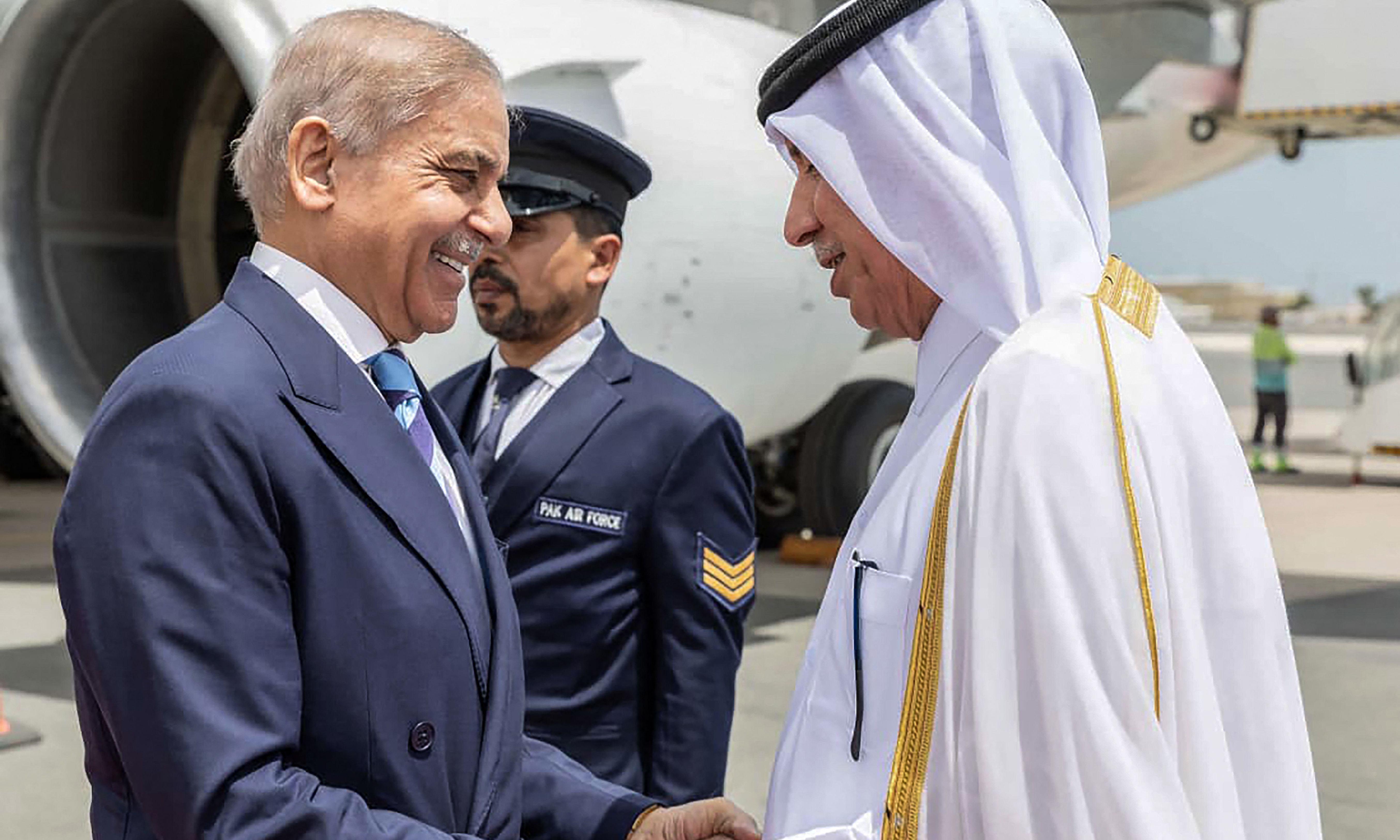 Pakistan PM in Qatar Amid Push for US-Iran Talks