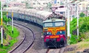 Cabinet Greenlights 2% DA Hike for Central Staff and ₹24,815 Cr Rail Projects in UP & AP