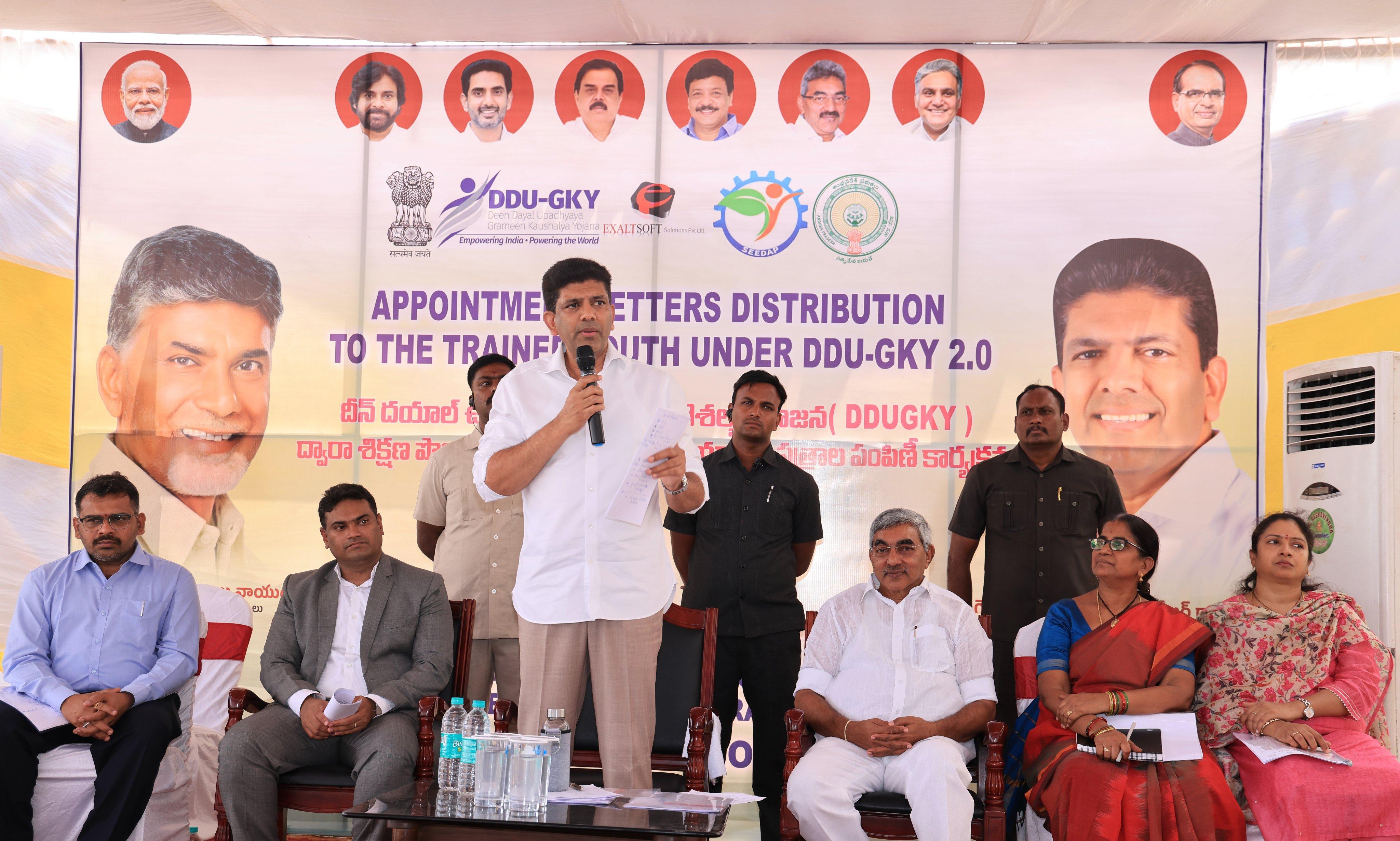 Central and State Governments Jointly Invest About Rs 75,000 per Student Under Skill Development Initiatives