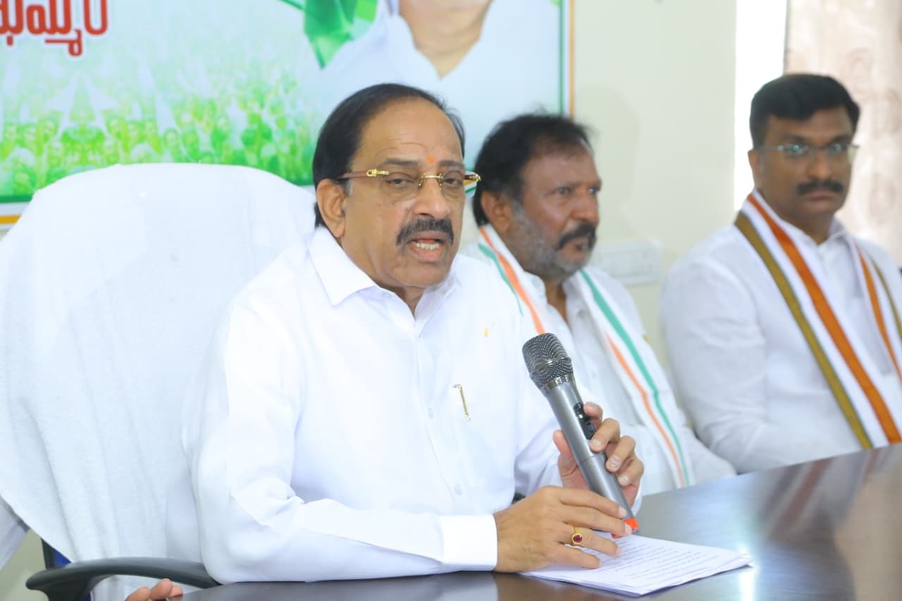 Tummala Takes Strong Exception To Comments Of Harish Rao