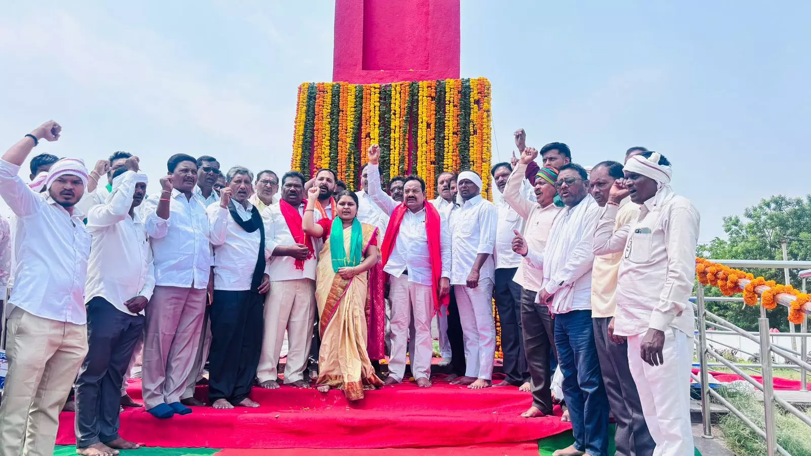 Hundreds of Adivasis and Leaders Paid Rich Tributes to the Indravelli Martyrs Hundreds of Adivasis and Leaders Paid Rich Tributes to the Indravelli Martyrs