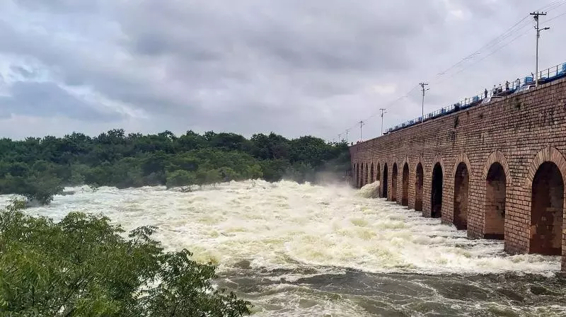Hyderabad Reservoirs Hold 39.7 TMC Water; Levels Significantly Higher Than 2025 Hyderabad Reservoirs Hold 39.7 TMC Water; Levels Significantly Higher Than 2025