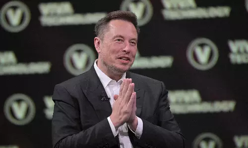 Elon Musk Skips Paris Prosecutors’ Summons Over X, Grok