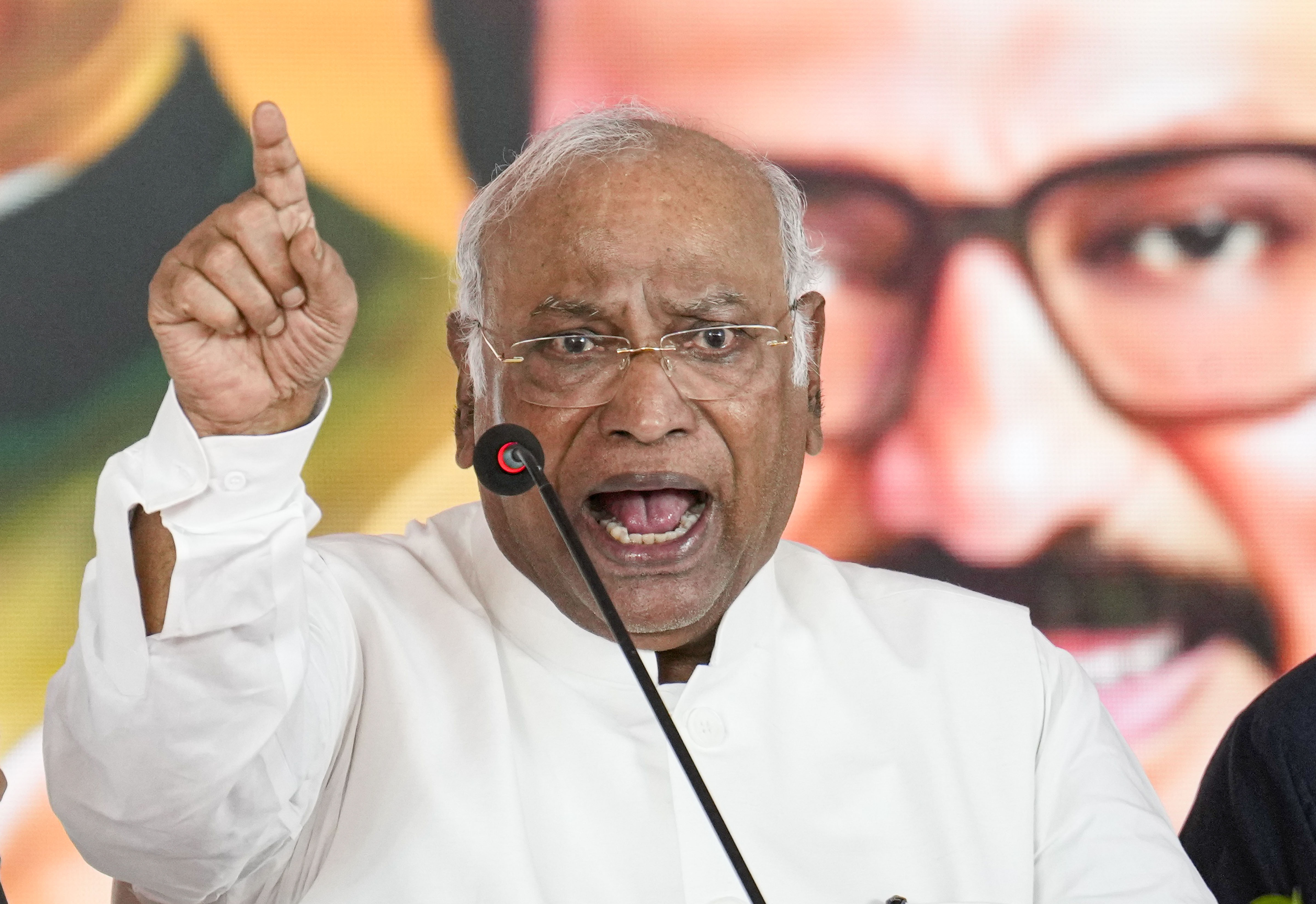 Kharge Clarifies Terrorist Jibe at PM Modi