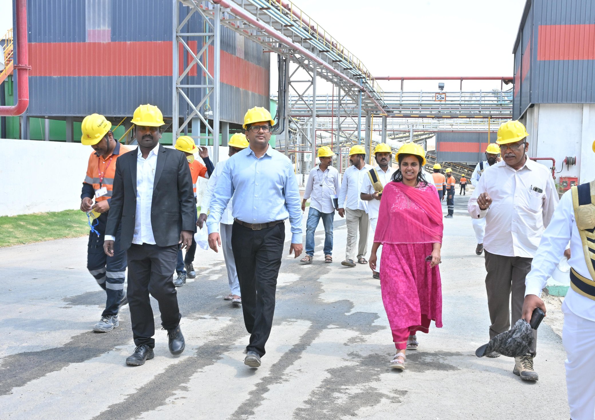 Expedite Land Acquisition for Jonnagiri Gold Mines Project: Collector Dr A. siri