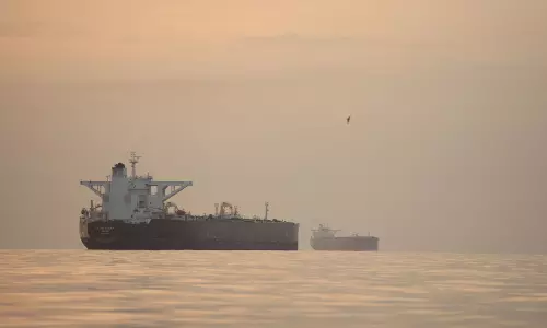 Gulf Fears US–Iran Talks May Entrench Iran’s Hormuz Grip