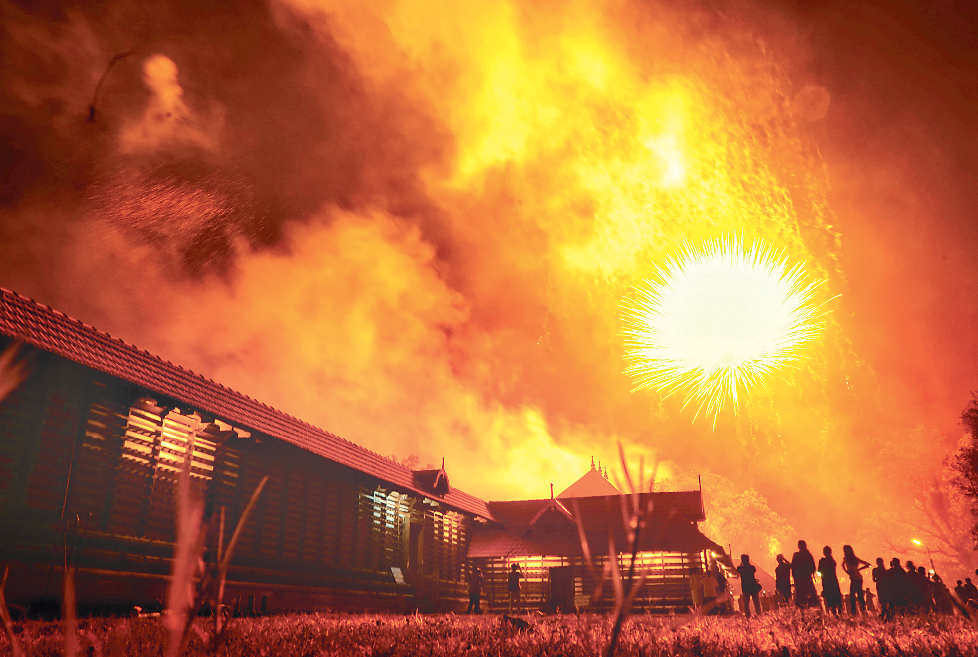 After Thrissur Pooram Tragedy, Devaswom Board Leaves Fireworks Decision to Govt