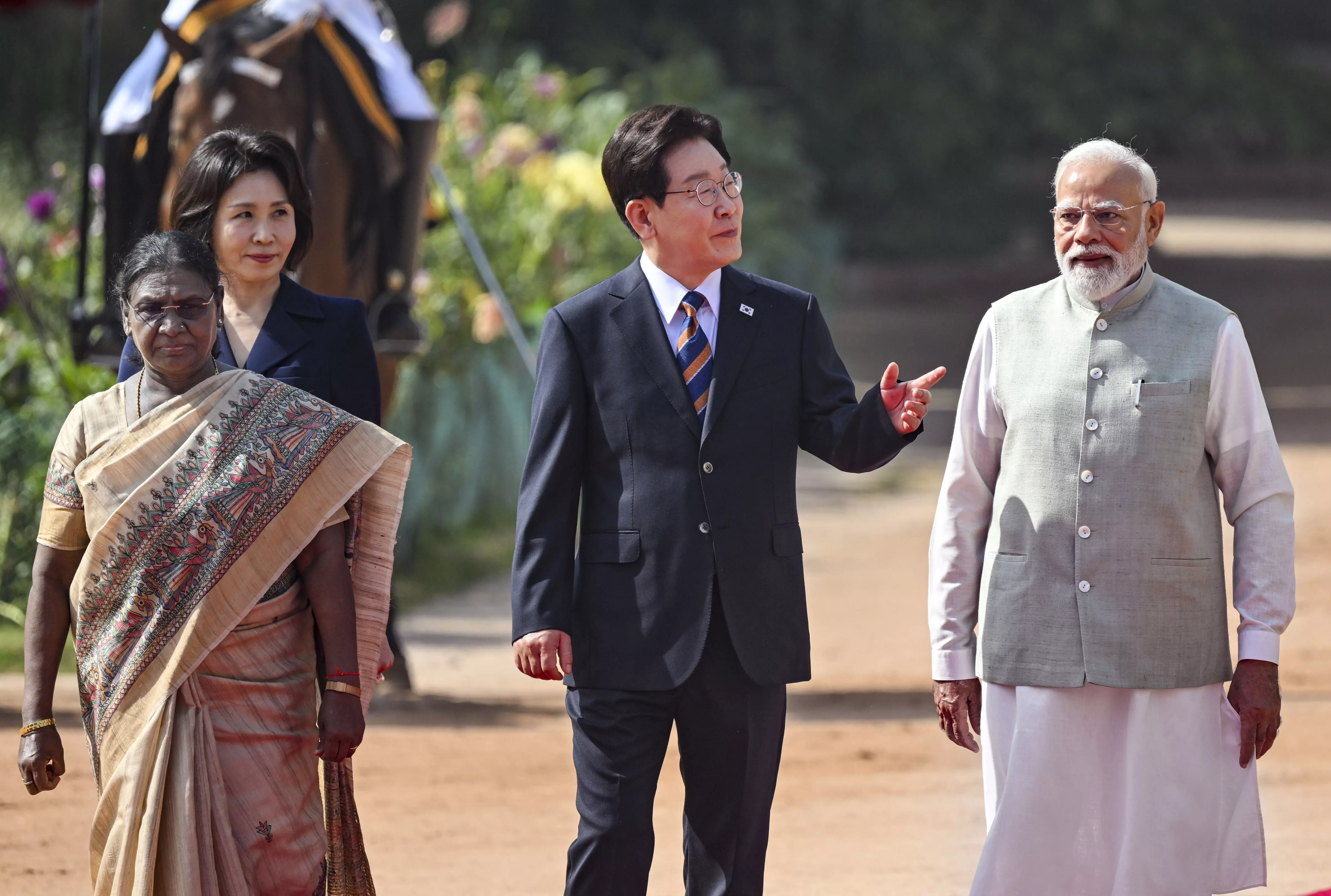 In Pictures: South Korean President Lee Jae Myung and First Lady Kim Hea Kyung Visit India In Pictures: South Korean President Lee Jae Myung and First Lady Kim Hea Kyung Visit India