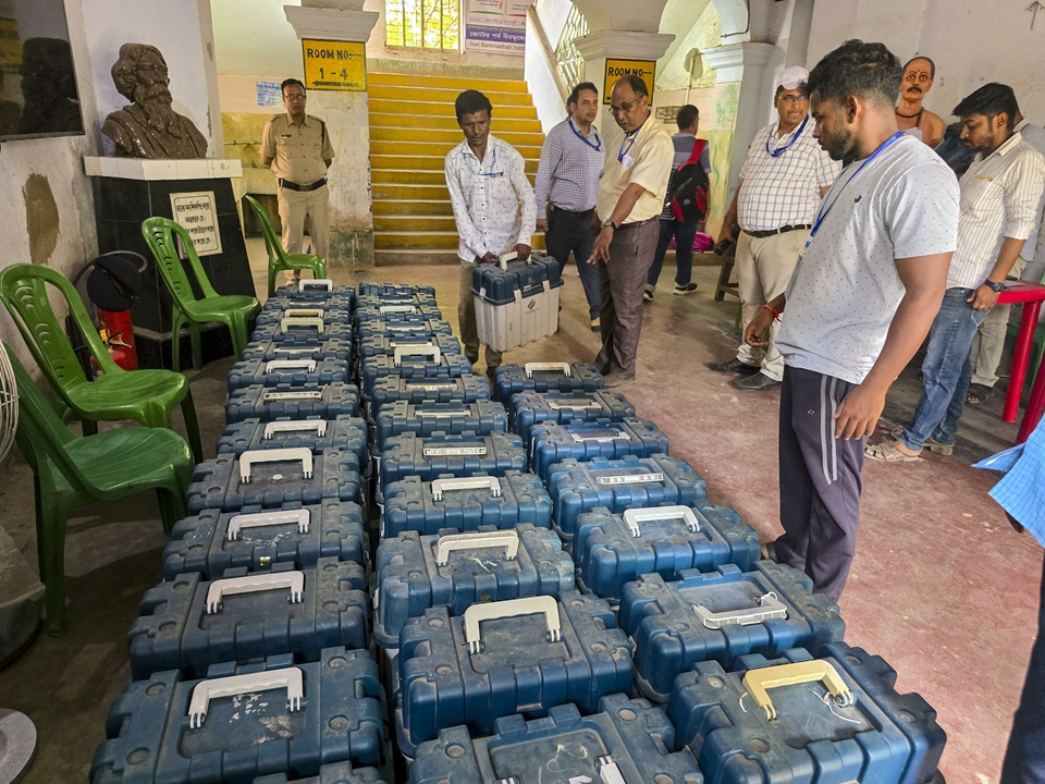 EVM Dispatch Begins With Tight Security as West Bengal Gears Up for First Phase of Polling