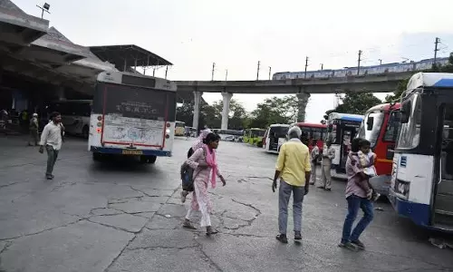 TGSRTC Strike Hits Commuters, Raising Travel Costs for Office-Goers, Women TGSRTC Strike Hits Commuters, Raising Travel Costs for Office-Goers, Women