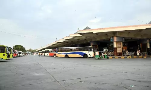 TGSRTC Strike Enters 2nd Day; Buses Stay in Depots TGSRTC Strike Enters 2nd Day; Buses Stay in Depots