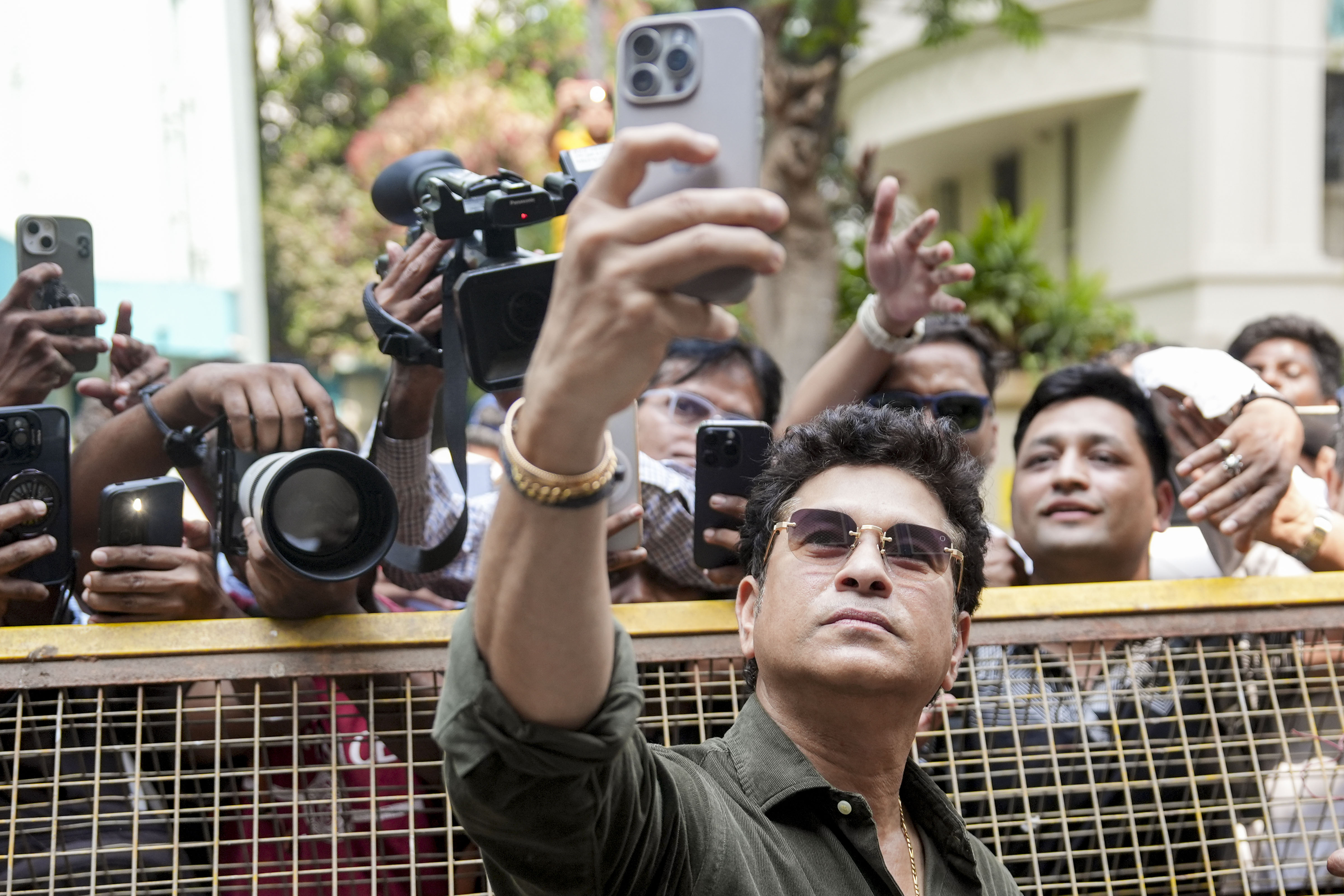 Legendary Sachin Tendulkar Celebrates 53rd Birthday With Fans At Home