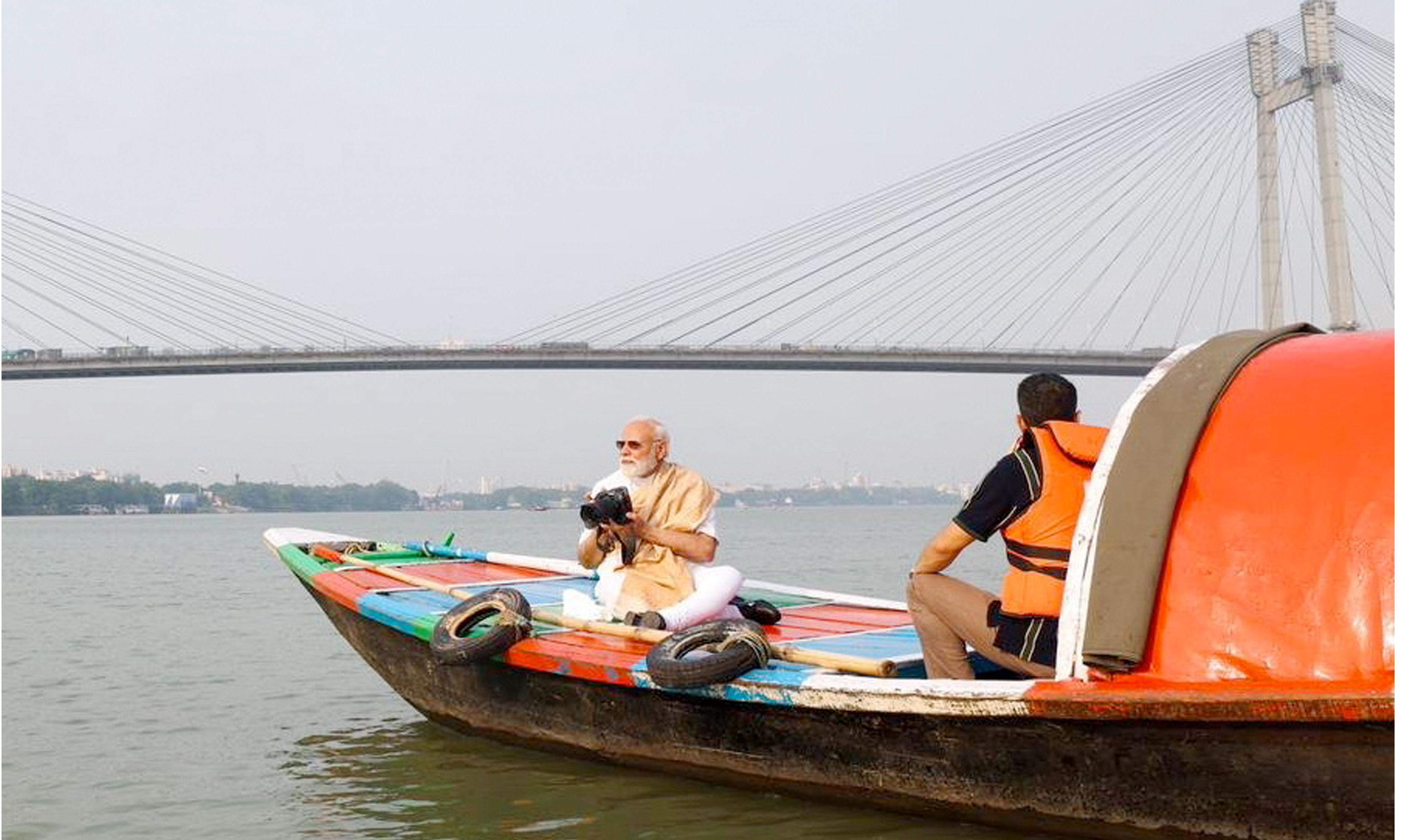 Modi Sees Wave Of Change In West Bengal