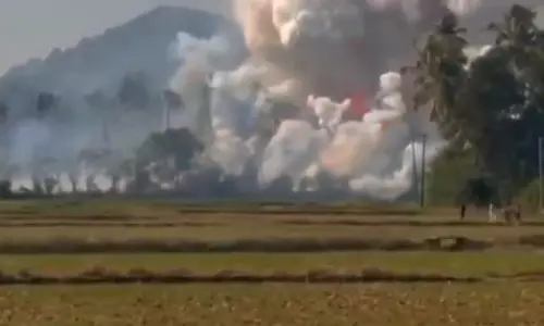 Thrissur Firecracker Unit Explosion: Death Toll Rises to 15
