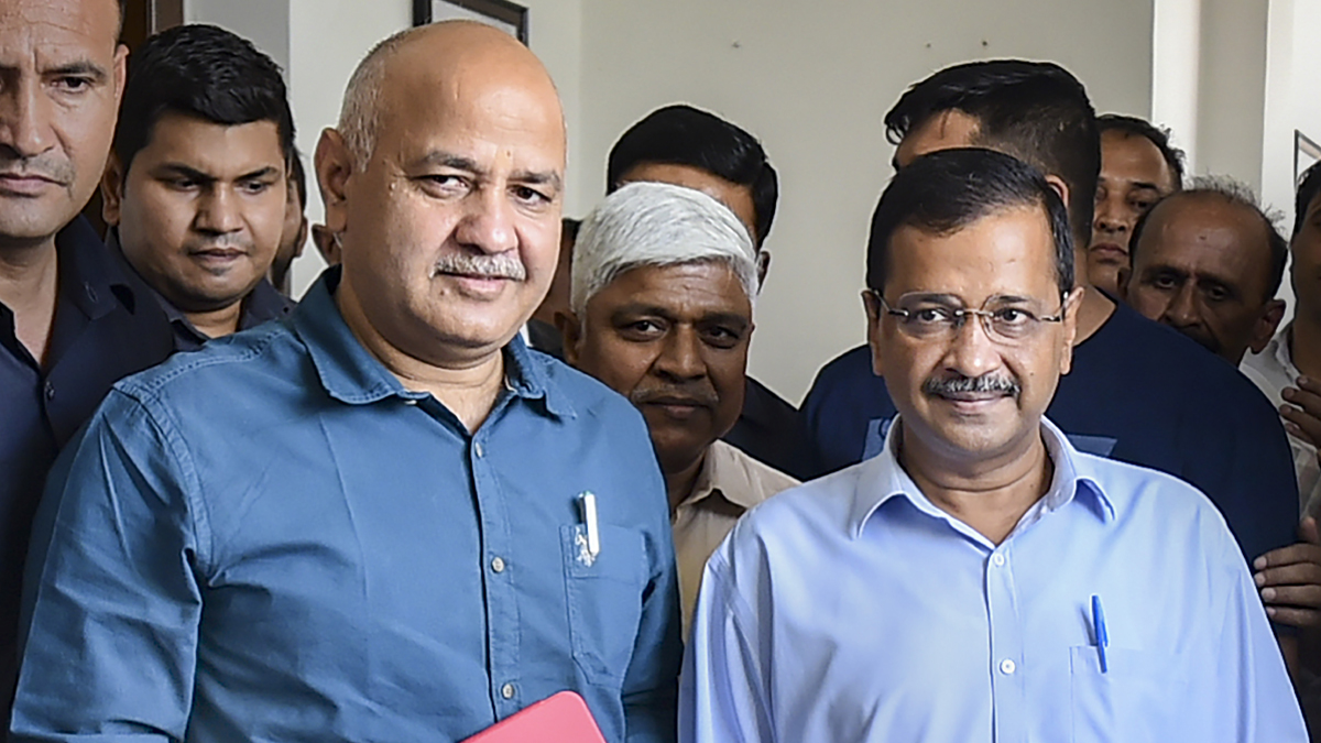 AAP Mulls Strategy After MPs Exit; Meetings Held in Delhi