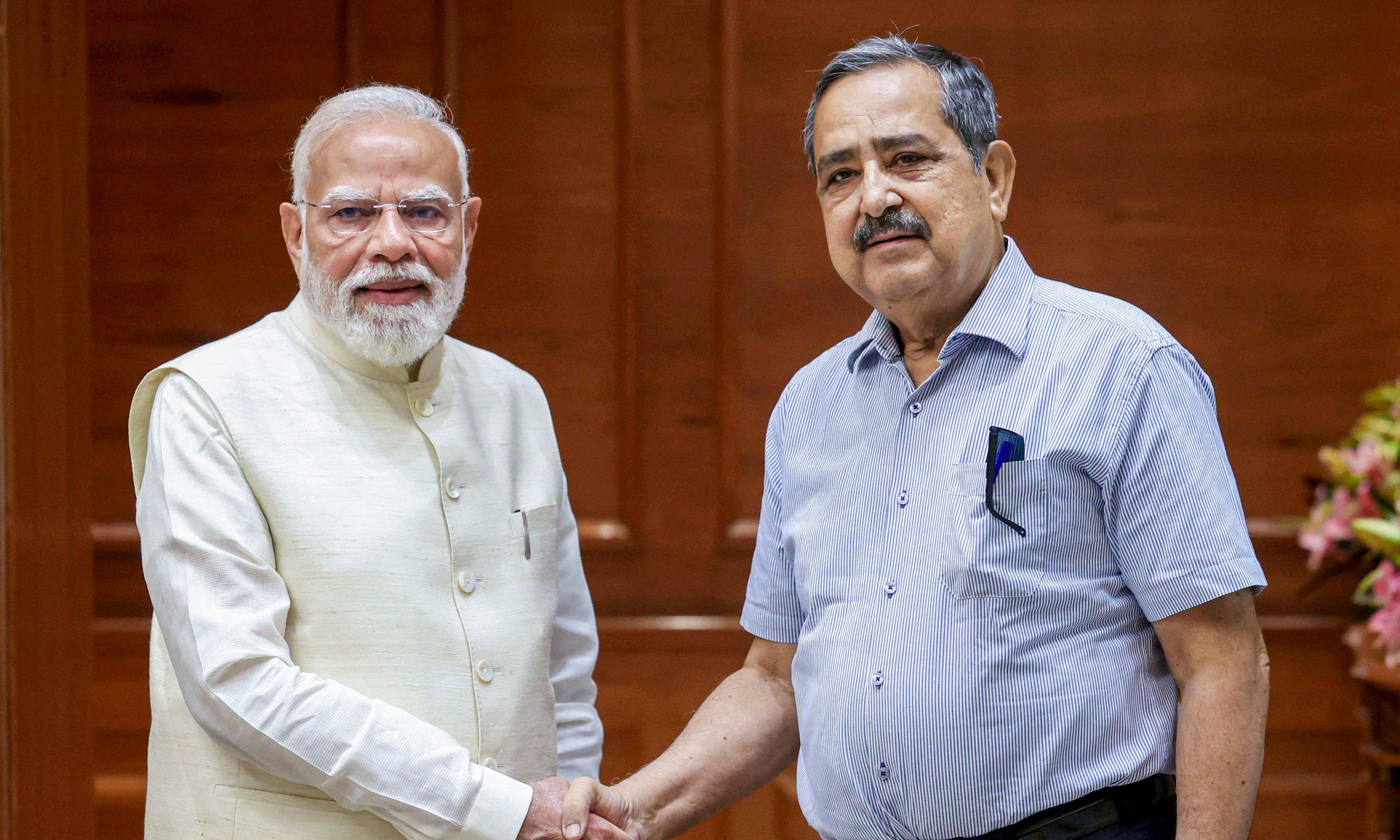 Govt Reconstitutes Niti Aayog