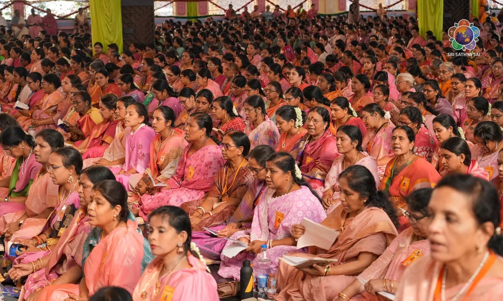 Ekadasha Rudra Parayanam Marks Grand Finale At Prasanthi Nilayam Ekadasha Rudra Parayanam Marks Grand Finale At Prasanthi Nilayam
