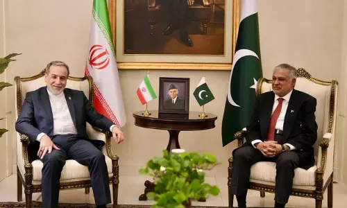 Iran Says No Direct Talks with US in Islamabad are Planned