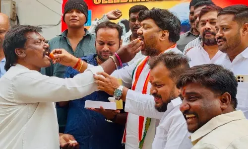 End Of RTC Strike : Congress Celebrates End Of RTC Strike : Congress Celebrates