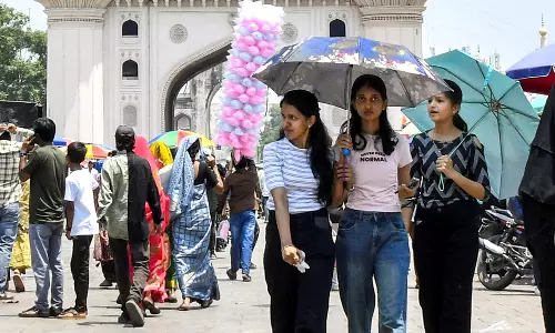 Heatwave Intensifies in Telangana, Nizamabad Tops at 44.4°C Heatwave Intensifies in Telangana, Nizamabad Tops at 44.4°C