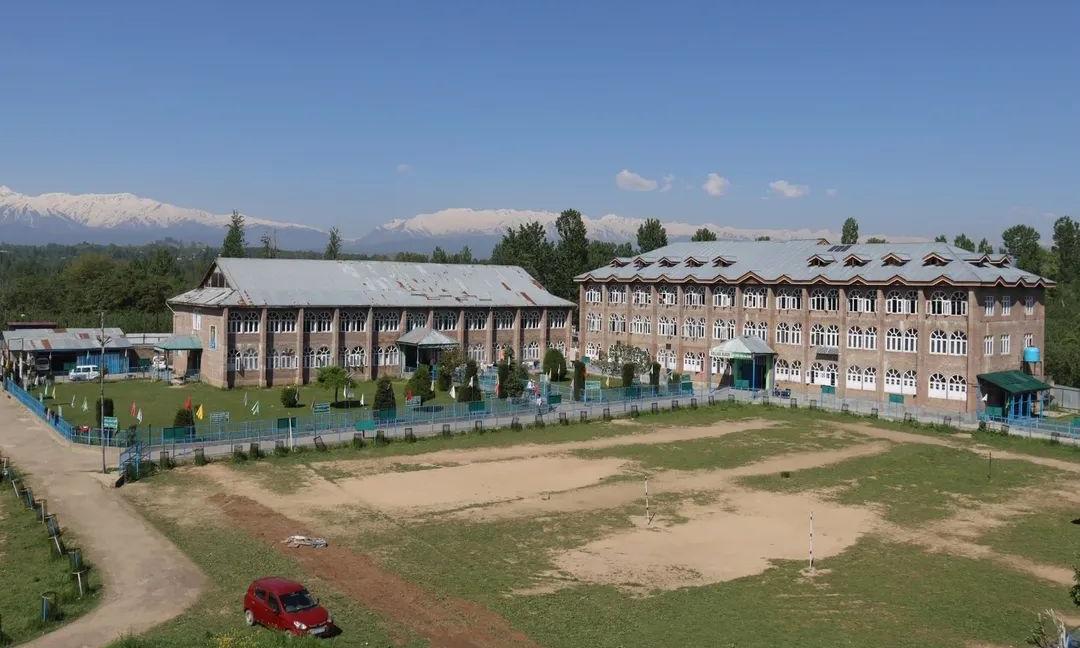 Major J&K Seminary Declared Unlawful Entity Under UAPA