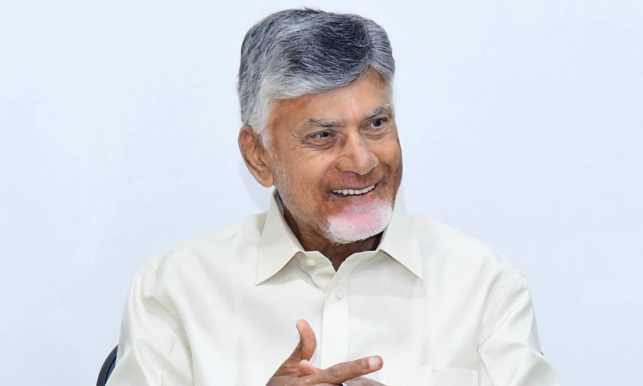 Naidu Seeks Centre’s Support for AP Maize Farmers