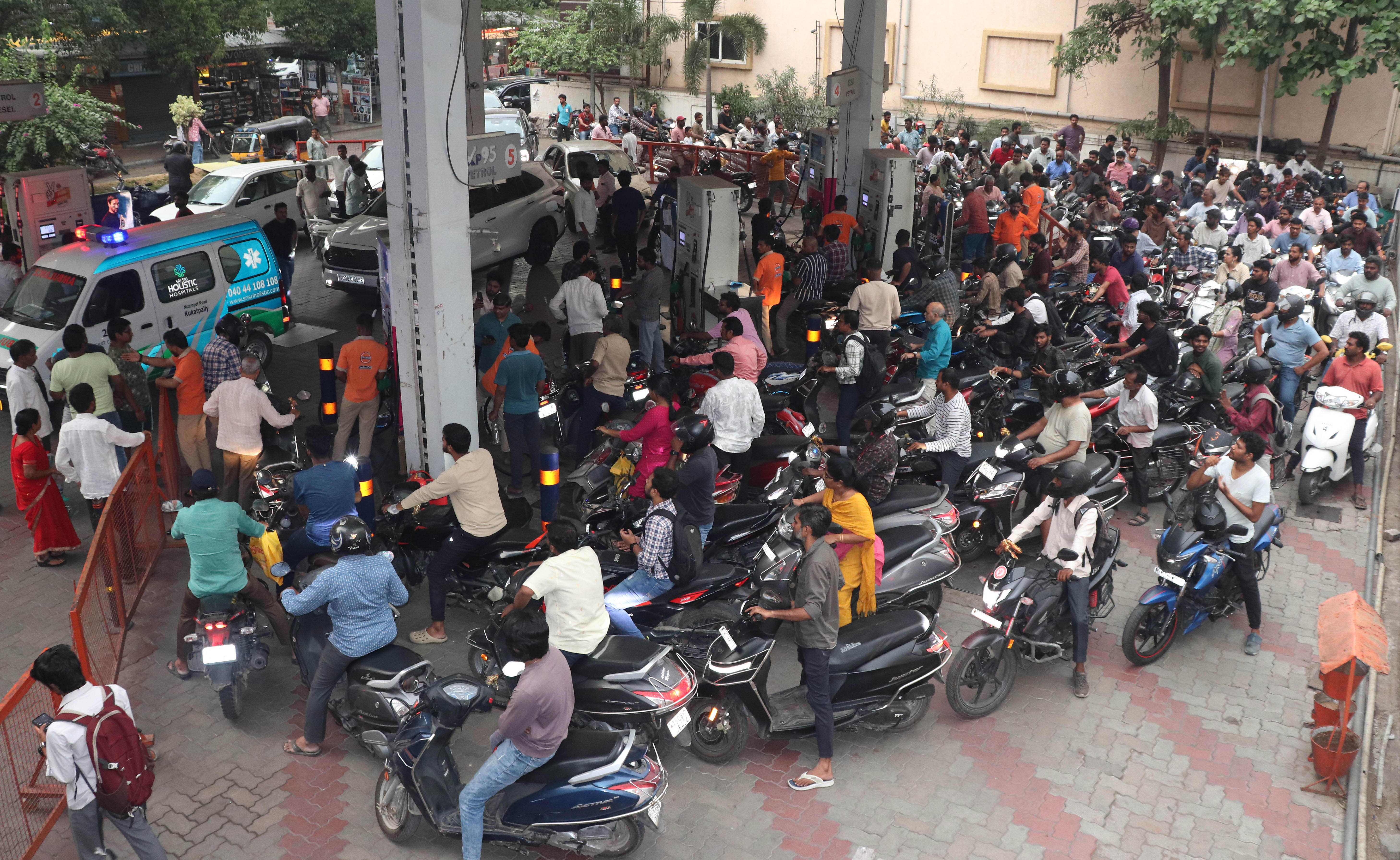 Fuel Queues Return in Hyderabad; Civil Supplies Denies Shortage