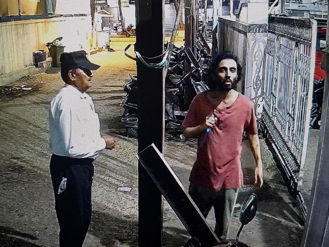 Mumbai Man Stabs Guards After ‘Recite Kalma’ Demand; ATS Probes