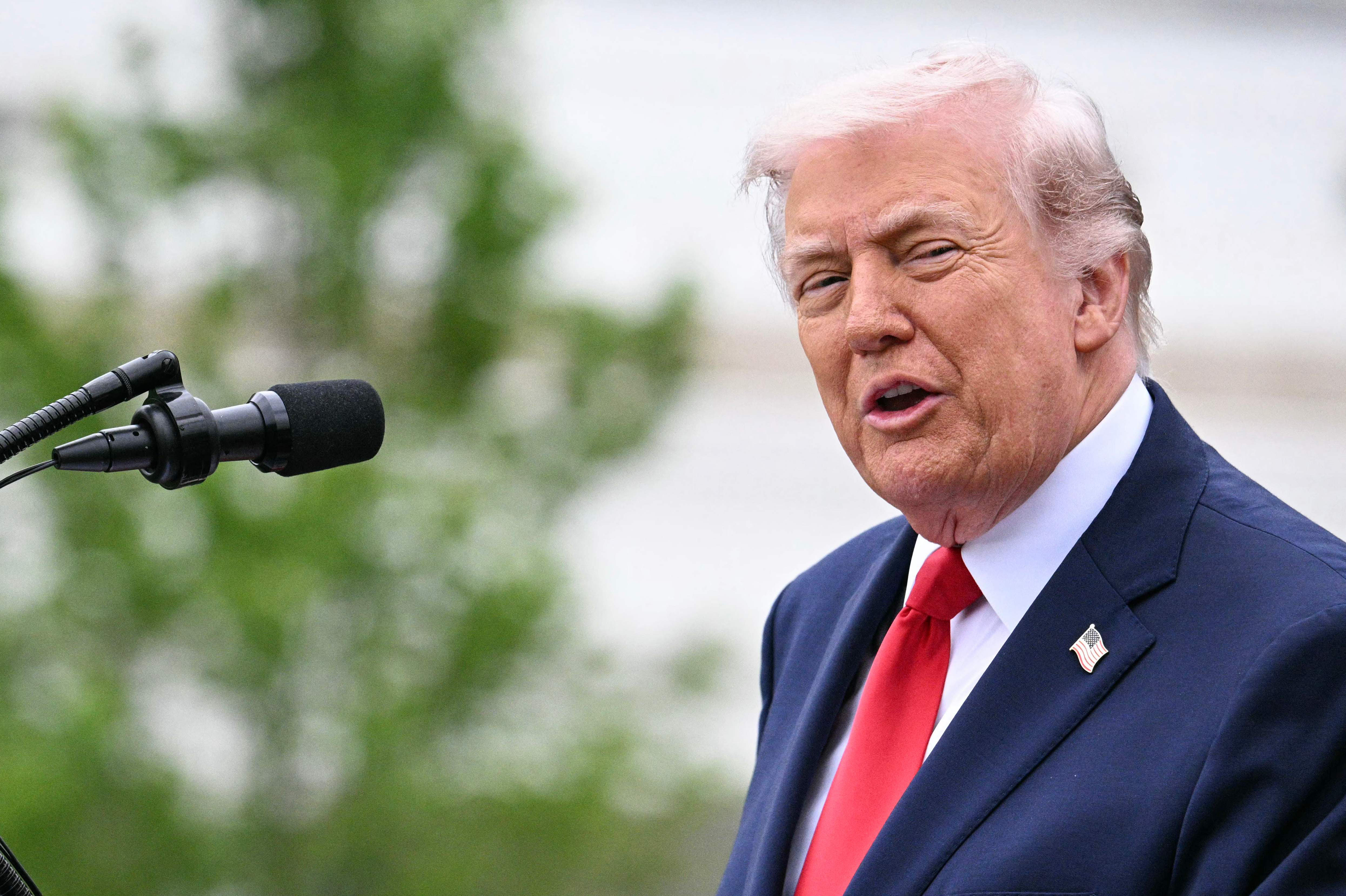 Trump Urges Iran To Sign A Deal After Report Suggests US May Extend Blockade