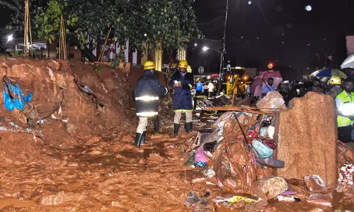 Karnataka Orders Hospital Audit After Bengaluru Wall Collapse Kills 7 Karnataka Orders Hospital Audit After Bengaluru Wall Collapse Kills 7