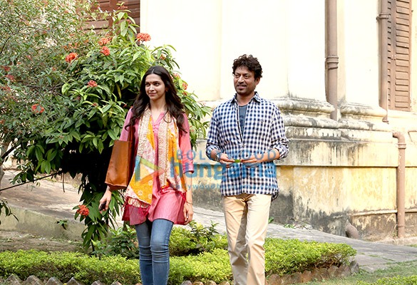 Shoojit Sircar Says Alternate Romantic Ending for 'Piku' Was Shot on Irrfan's Insistence