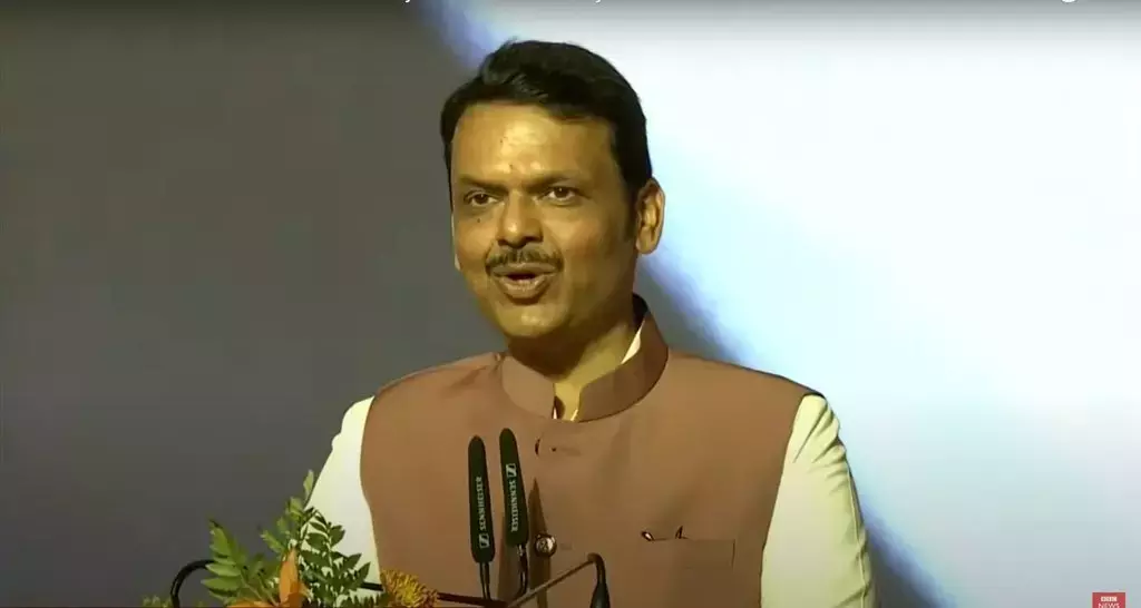 Fadnavis Pushes For Marathi In Maharashtra Fadnavis Pushes For Marathi In Maharashtra
