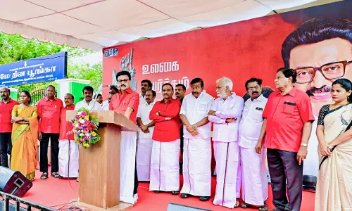 TN polls: Stalin Meets Senior DMK Leaders To Discuss Victory Prospects TN polls: Stalin Meets Senior DMK Leaders To Discuss Victory Prospects