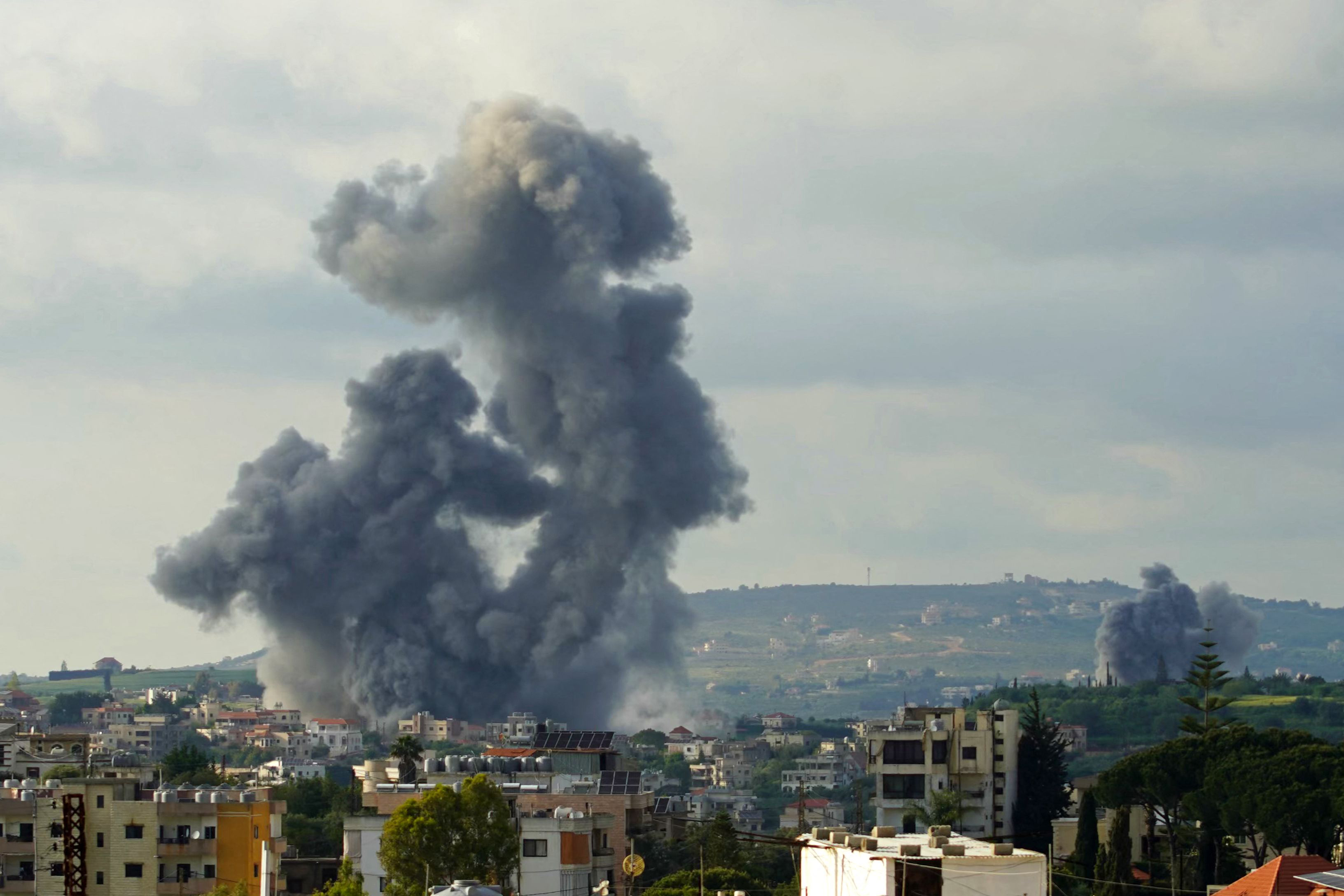 Israel Strikes in Lebanon Kill 10; Hezbollah Drone Wounds 2 Israeli Soldiers