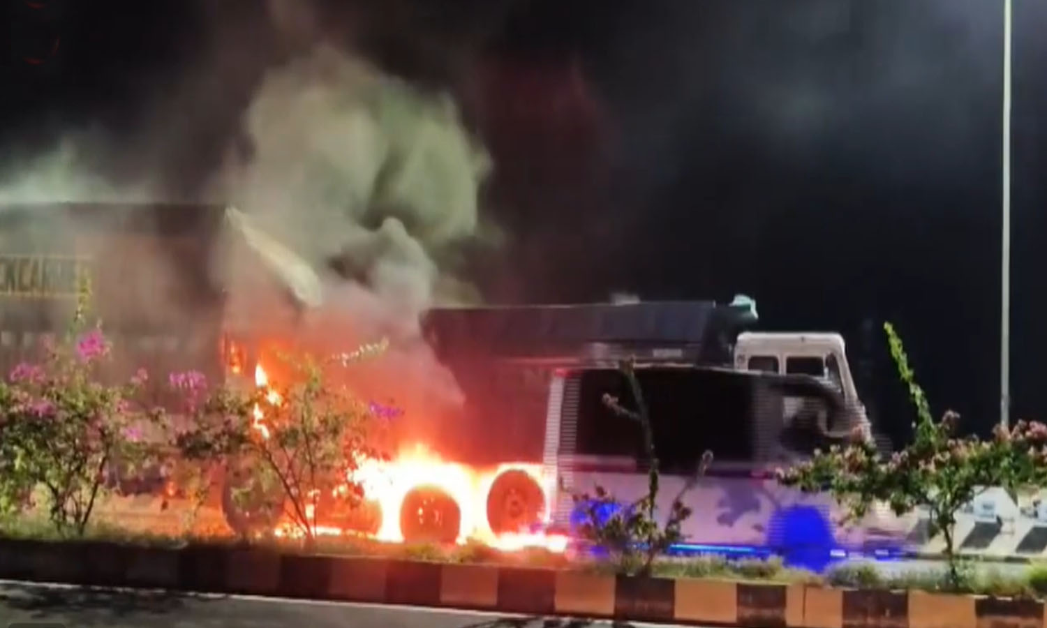 Krishna District: Driver Killed In Container Truck-Tipper Collision