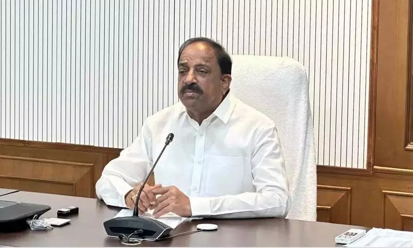 Agriculture Minister Fires Back at Bandi Sanjay Over Farmers' Crisis